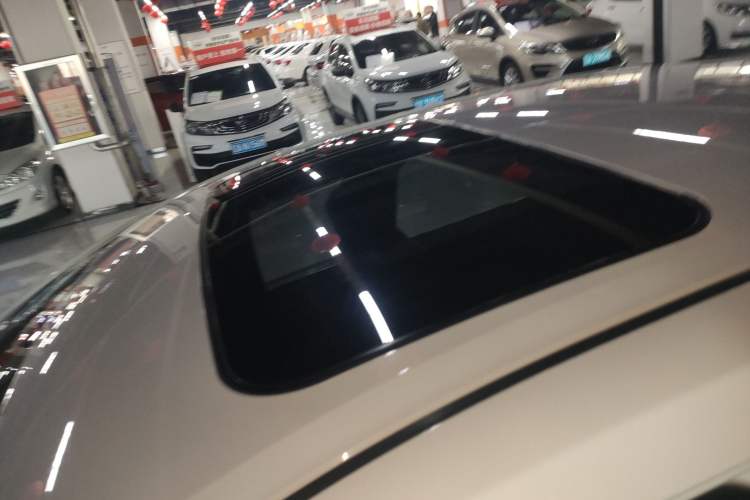 Used Toyota Corolla 2014 1.6L CVT GL-i Roof