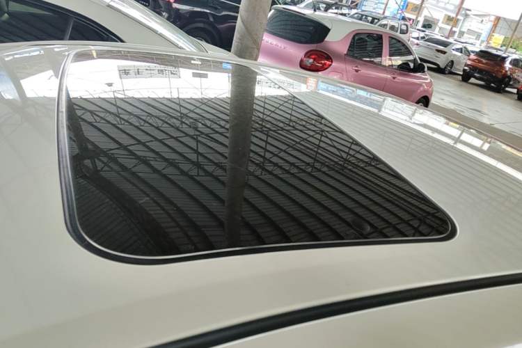 Used Toyota Corolla 2014 1.6L CVT GL-i Roof