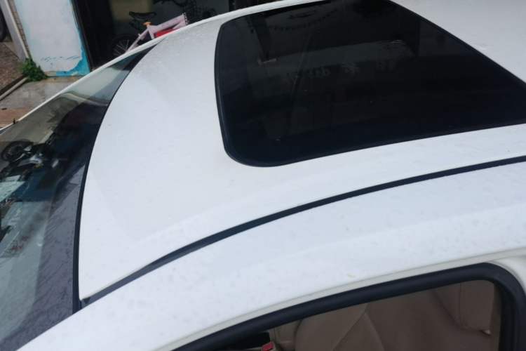 Used Toyota Corolla 2014 1.6L CVT GL-i Roof