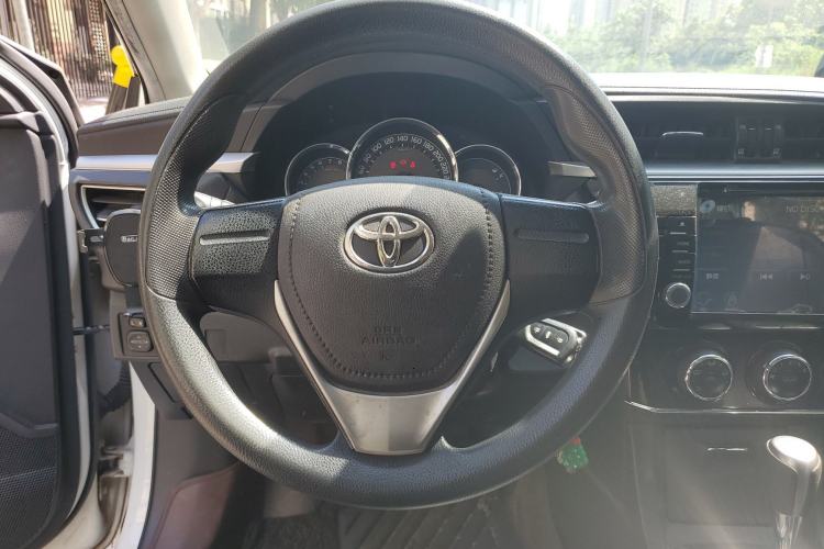 Used Toyota Corolla 2014 1.6L CVT GL Steering Wheel