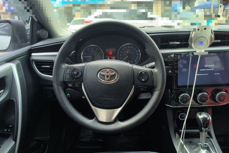 Used Toyota Corolla 2014 1.6L CVT GL-i Steering Wheel