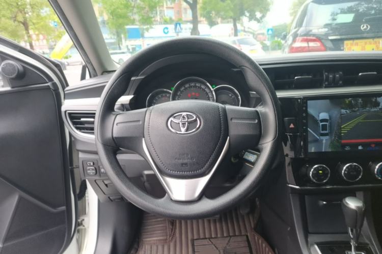 Used Toyota Corolla 2014 1.6L CVT GL Steering Wheel