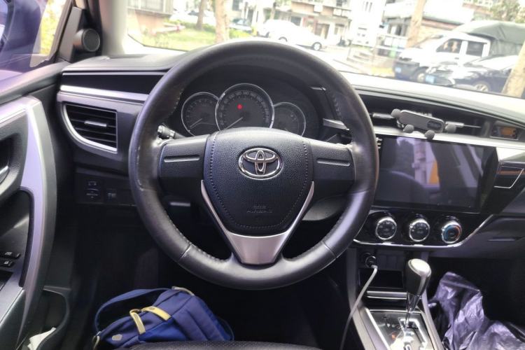 Used Toyota Corolla 2014 1.6L CVT GL Steering Wheel