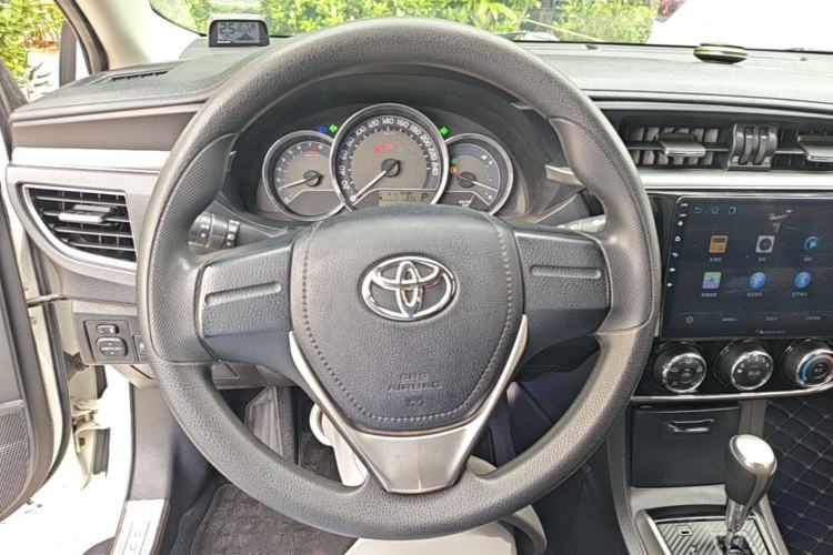 Used Toyota Corolla 2014 1.6L CVT GL Steering Wheel