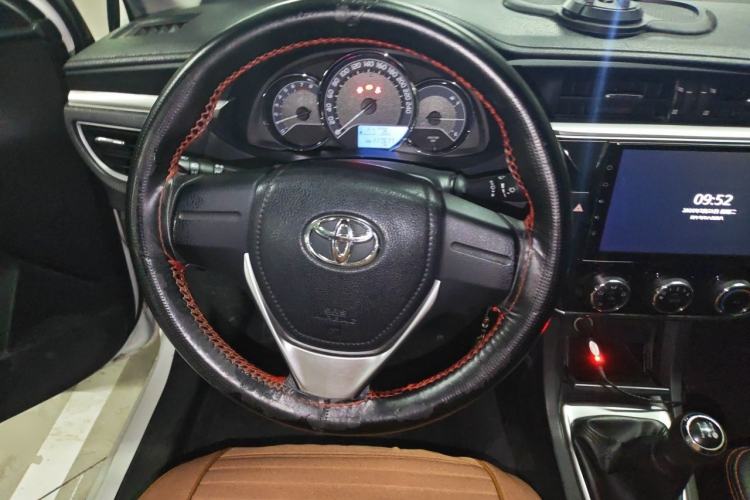 Used Toyota Corolla 2014 1.6L Manual GL Steering Wheel