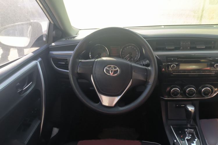 Used Toyota Corolla 2014 1.6L CVT GL-i Steering Wheel