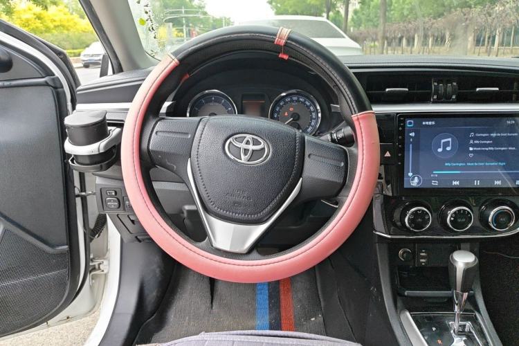 Used Toyota Corolla 2014 1.6L CVT GL-i Steering Wheel