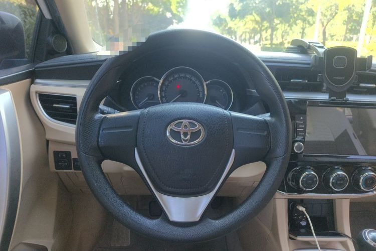 Used Toyota Corolla 2014 1.6L Manual GL Steering Wheel