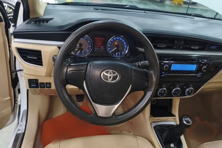Used Toyota Corolla 2014 1.6L Manual GL-i Steering Wheel