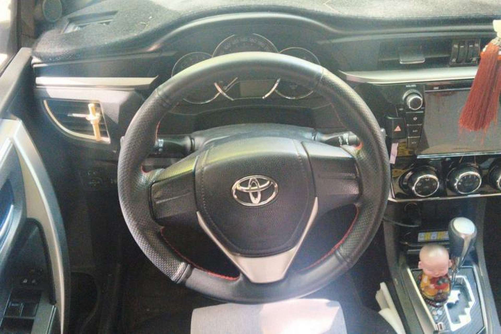 Used Toyota Corolla 2014 1.6L CVT GL Steering Wheel