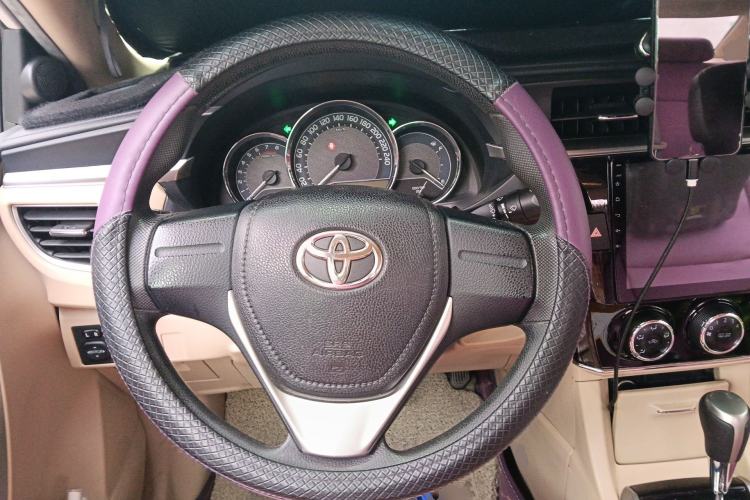 Used Toyota Corolla 2014 1.6L CVT GL Steering Wheel