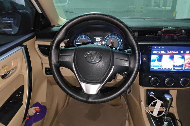 Used Toyota Corolla 2014 1.6L CVT GL-i Steering Wheel