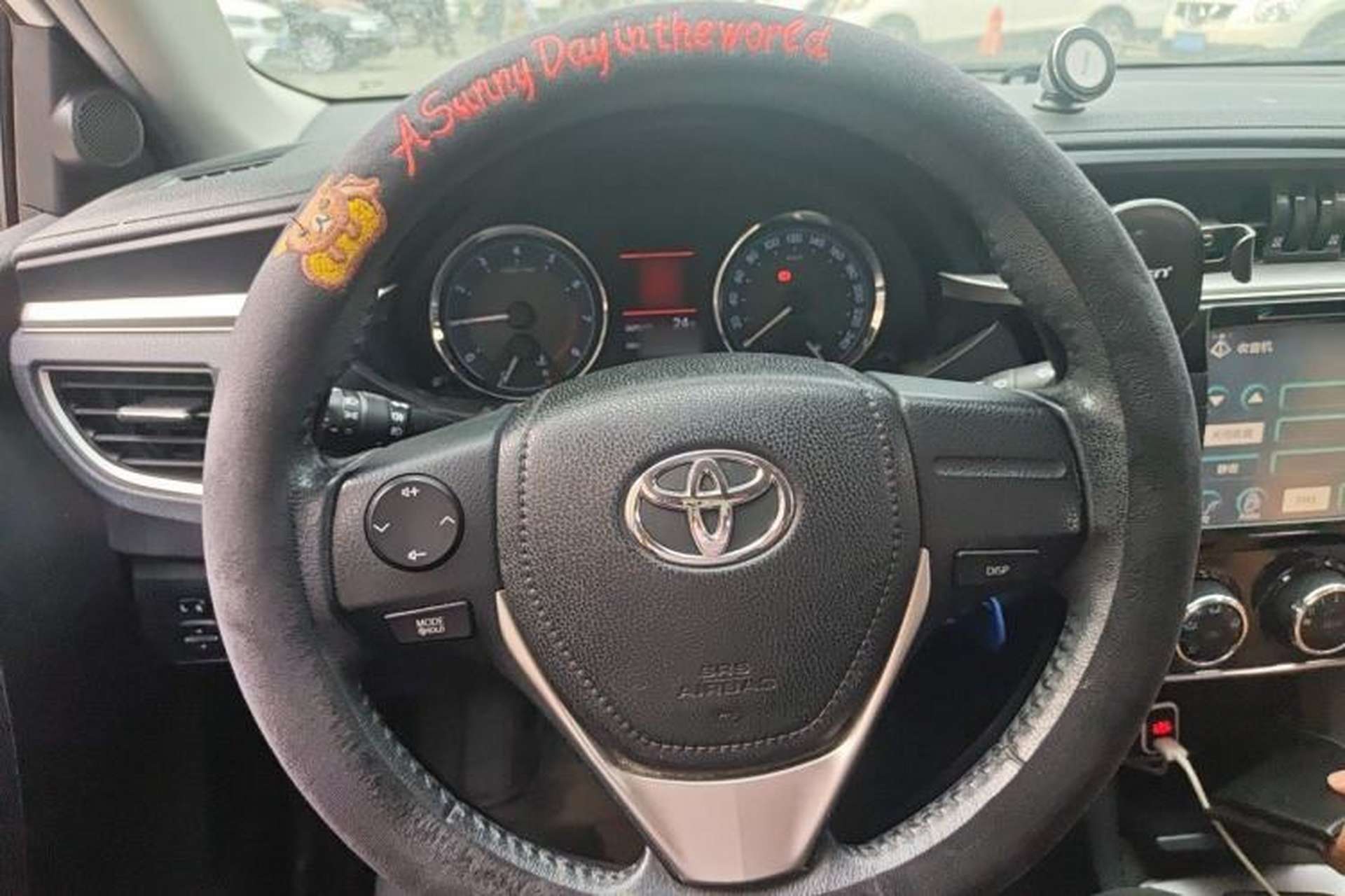 Used Toyota Corolla 2014 1.6L Manual GL-i Leather Edition Steering Wheel