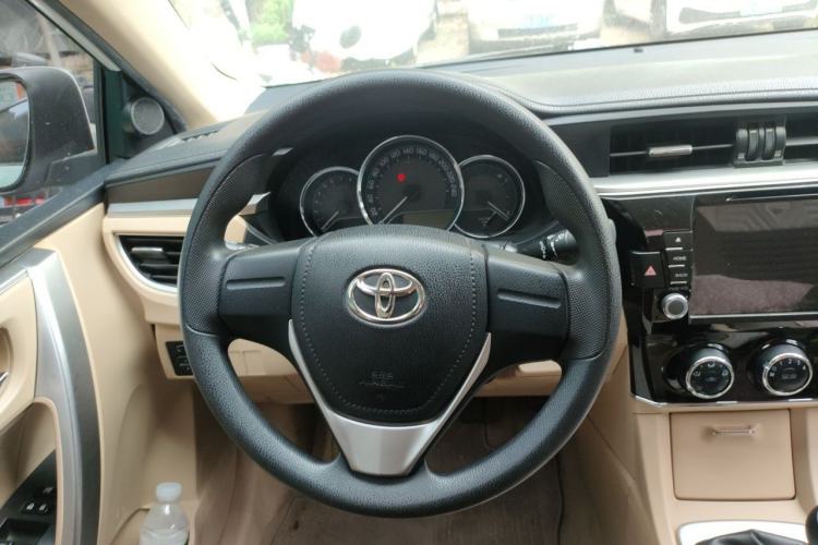 Used Toyota Corolla 2014 1.6L Manual GL Steering Wheel