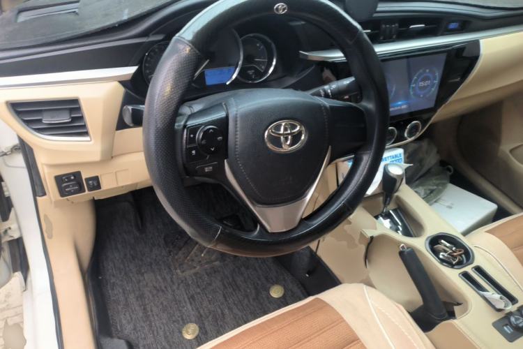 Used Toyota Corolla 2014 1.6L CVT GL Steering Wheel