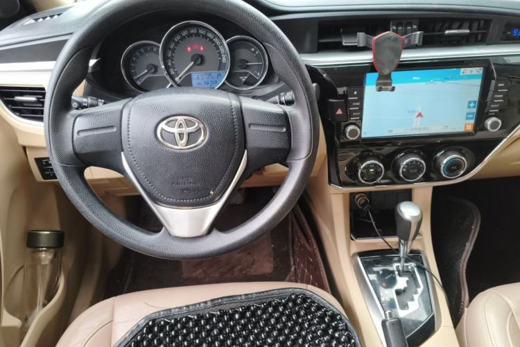 Used Toyota Corolla 2014 1.6L CVT GL Steering Wheel