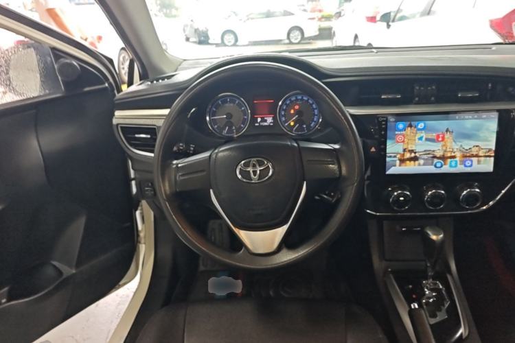 Used Toyota Corolla 2014 1.6L CVT GL-i Steering Wheel