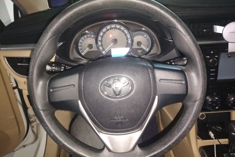 Used Toyota Corolla 2014 1.6L CVT GL Steering Wheel