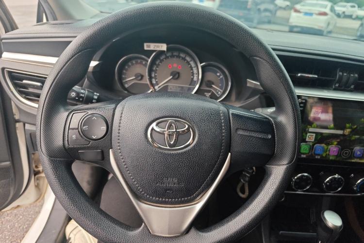 Used Toyota Corolla 2014 1.6L CVT GL Steering Wheel