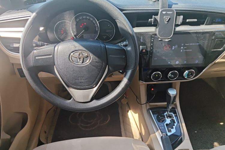 Used Toyota Corolla 2014 1.6L CVT GL Steering Wheel