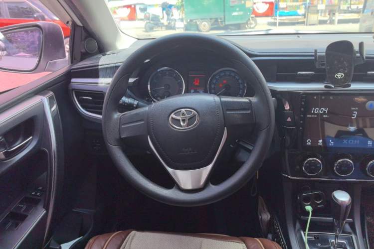 Used Toyota Corolla 2014 1.6L CVT GL-i Steering Wheel