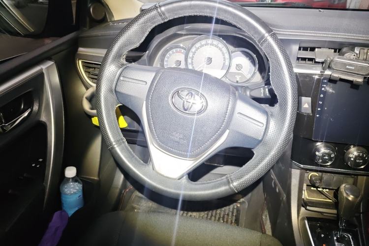 Used Toyota Corolla 2014 1.6L CVT GL Steering Wheel