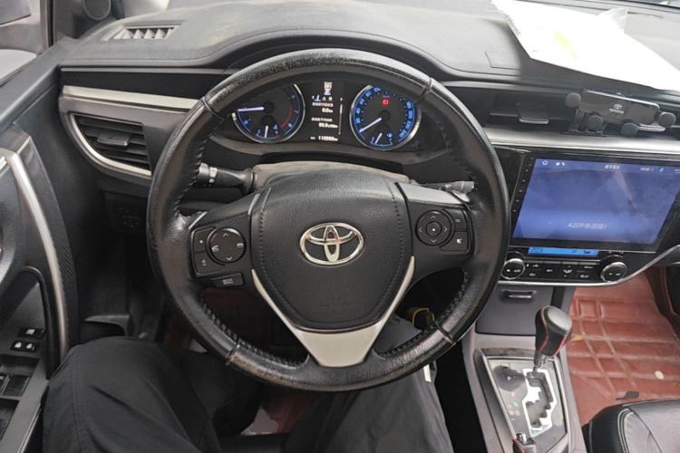 Used Toyota Corolla 2014 1.8L CVT GLX-i Steering Wheel