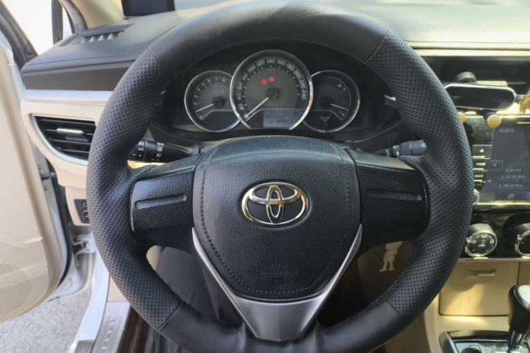 Used Toyota Corolla 2014 1.6L CVT GL Steering Wheel