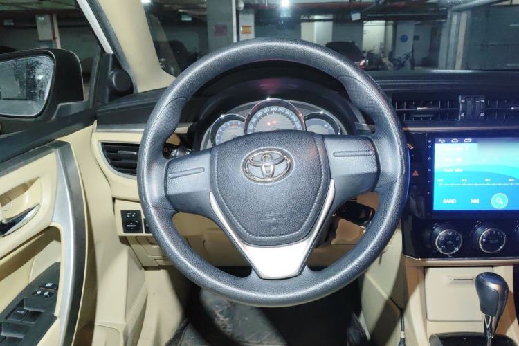Used Toyota Corolla 2014 1.6L CVT GL Steering Wheel