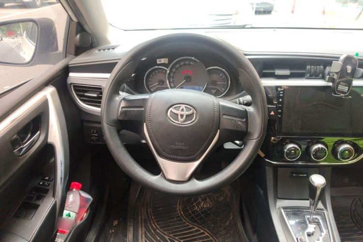 Used Toyota Corolla 2014 1.6L CVT GL Steering Wheel