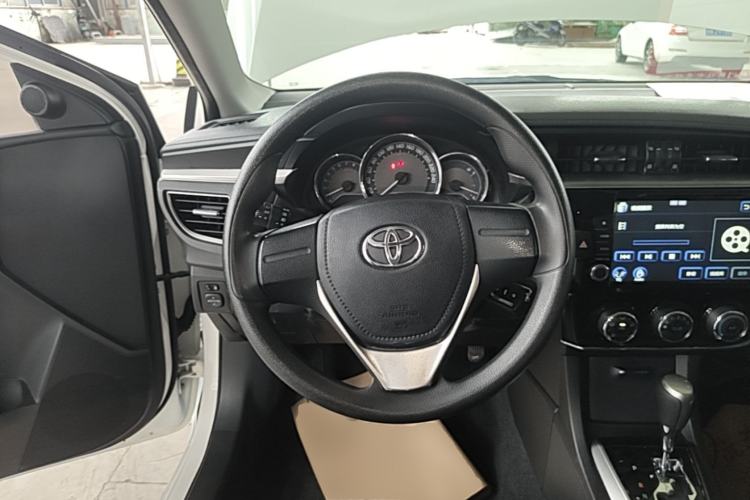 Used Toyota Corolla 2014 1.6L CVT GL Steering Wheel