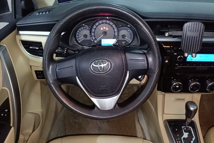 Used Toyota Corolla 2014 1.6L CVT GL Steering Wheel