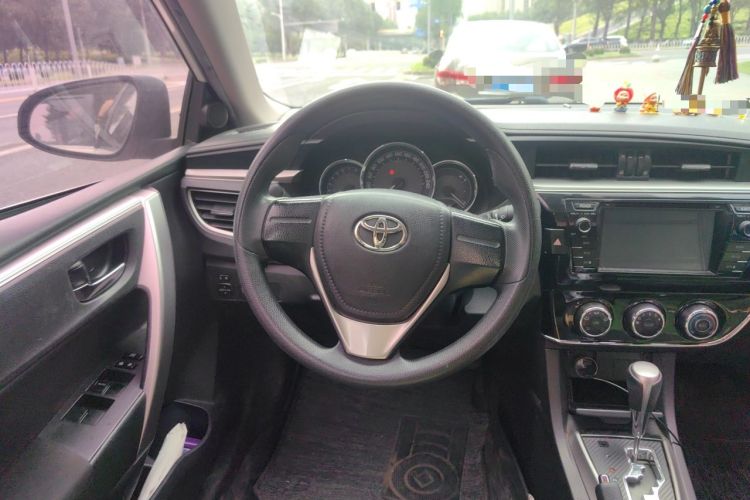 Used Toyota Corolla 2014 1.6L CVT GL Steering Wheel