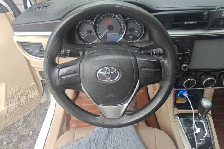 Used Toyota Corolla 2014 1.6L CVT GL Steering Wheel