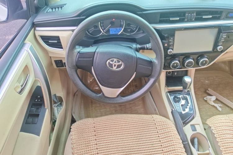 Used Toyota Corolla 2014 1.6L CVT GL Steering Wheel