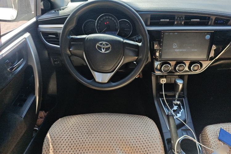 Used Toyota Corolla 2014 1.6L CVT GL Steering Wheel
