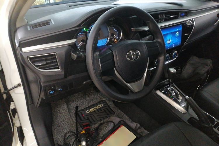 Used Toyota Corolla 2014 1.6L CVT GL Steering Wheel