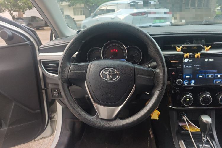 Used Toyota Corolla 2014 1.6L CVT GL Steering Wheel