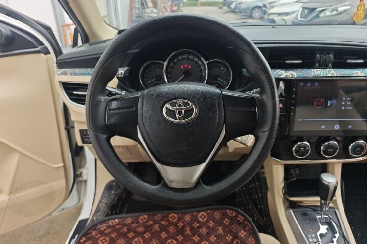 Used Toyota Corolla 2014 1.6L CVT GL Steering Wheel