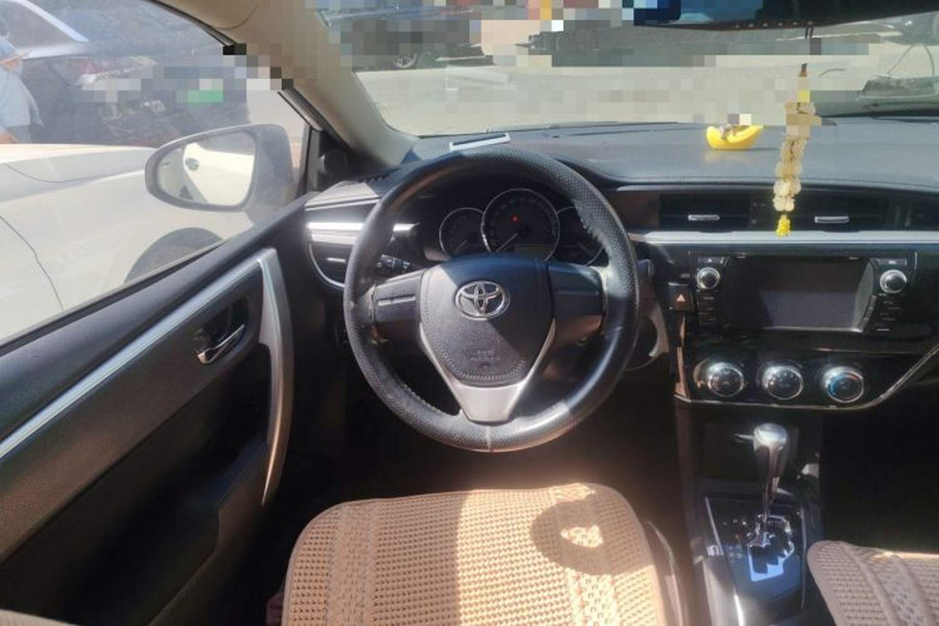 Used Toyota Corolla 2014 1.6L CVT GL Steering Wheel