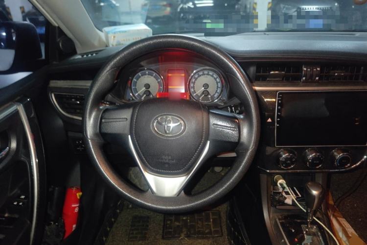Used Toyota Corolla 2014 1.6L CVT GL-i Steering Wheel