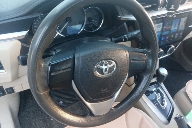 Used Toyota Corolla 2014 1.6L CVT GL Steering Wheel