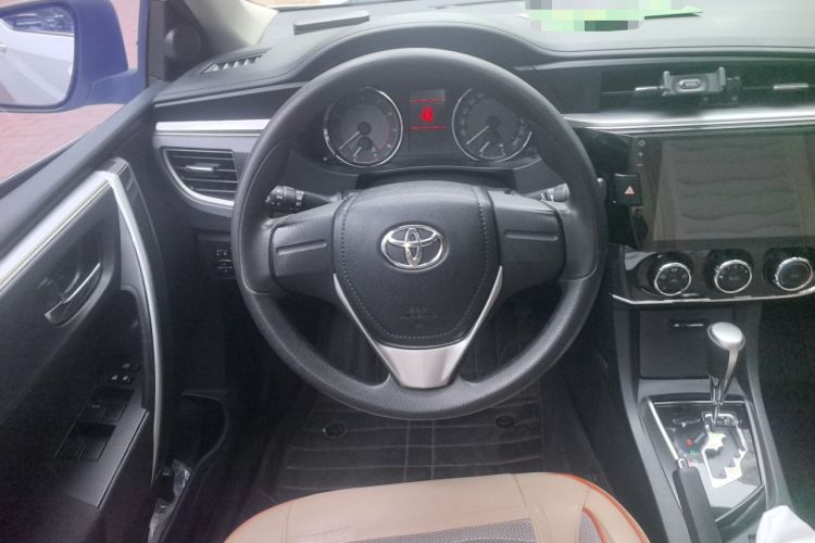 Used Toyota Corolla 2014 1.6L CVT GL-i Steering Wheel
