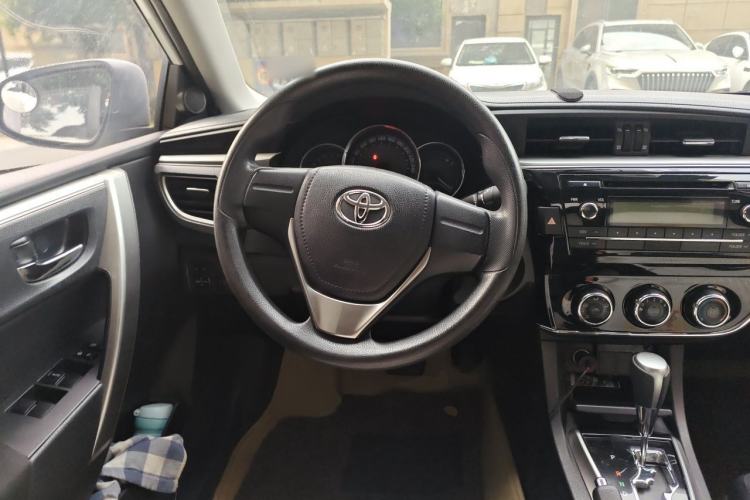 Used Toyota Corolla 2014 1.6L CVT GL Steering Wheel