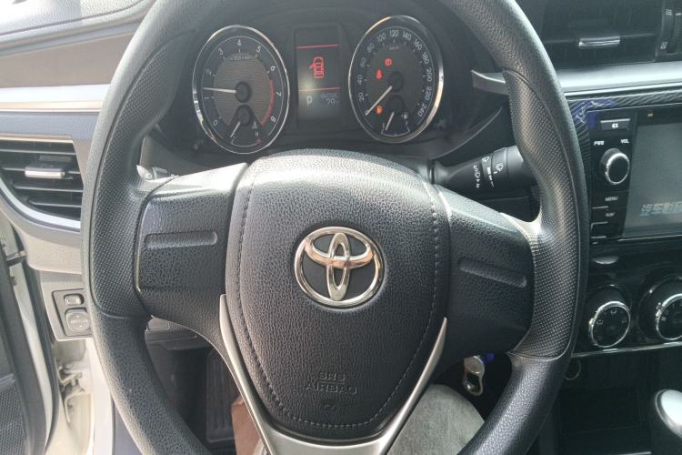 Used Toyota Corolla 2014 1.6L CVT GL-i Steering Wheel