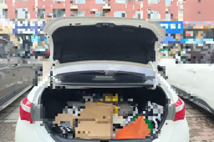 Used Toyota Corolla 2014 1.6L CVT GL-i Trunk