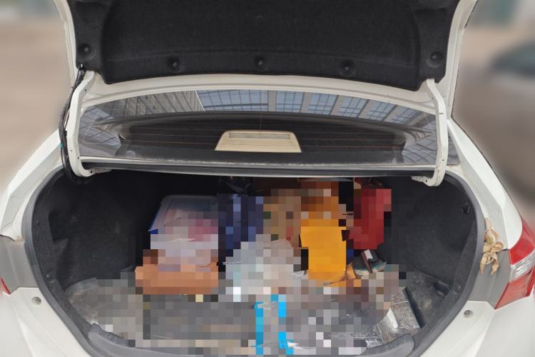 Used Toyota Corolla 2014 1.6L CVT GL Trunk