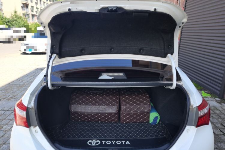 Used Toyota Corolla 2014 1.6L CVT GL-i Leather Edition Trunk
