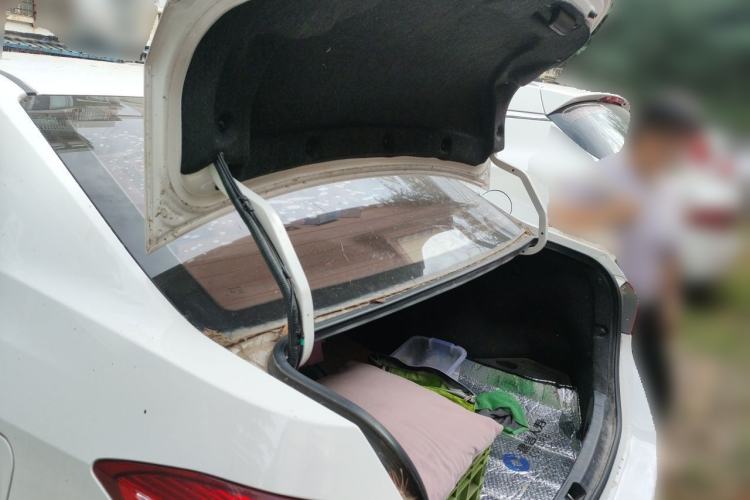 Used Toyota Corolla 2014 1.6L Manual GL Trunk