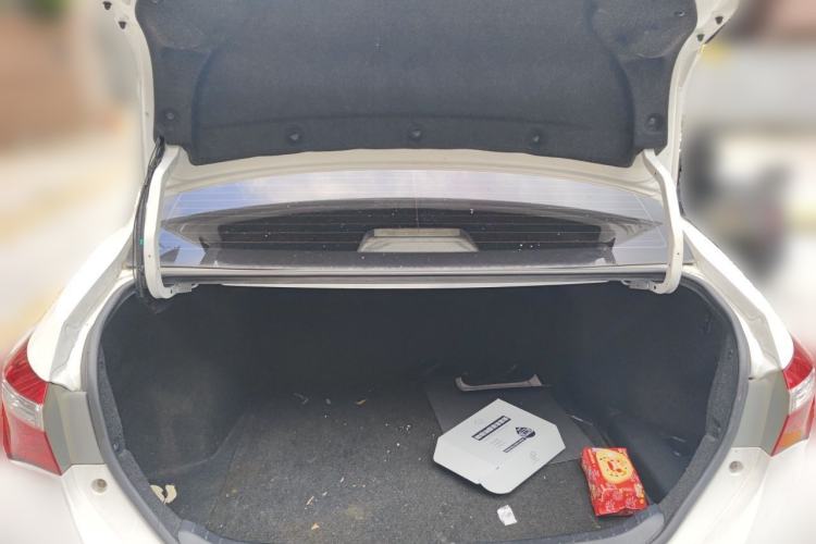 Used Toyota Corolla 2014 1.6L CVT GL Trunk